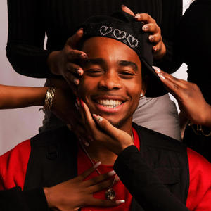 Pressure (feat. Kior Lye)