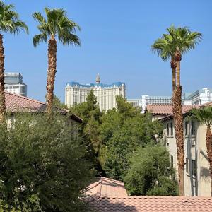 Love Radio (Explicit)