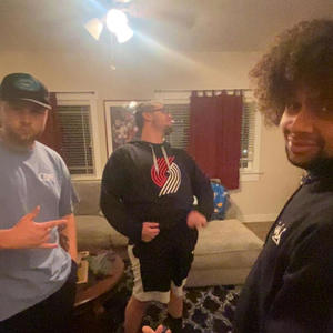 7am drinkin (feat. Drippy J) (Explicit)