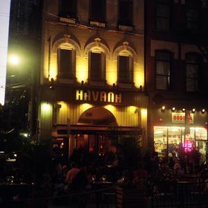 Solo Para Ti (feat. Uknowaustin) (Explicit)