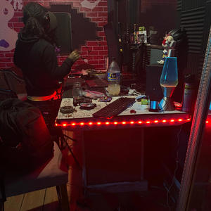 lilE F!nd Me! (feat. NTA ZIGGY) (Explicit)