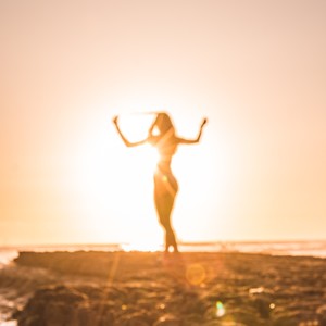 Alicia (feat. Leyton Green)