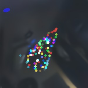 她