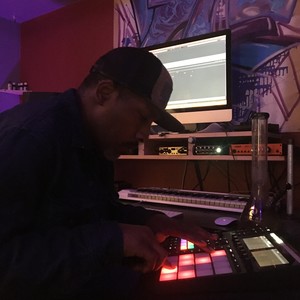 Maui Lo Fi(feat. Mishka, Ziz & Ryan Duffy)