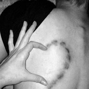 我 愿 同 你 约 定 致 死 ღ