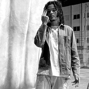 PROTEGIDO (Explicit)