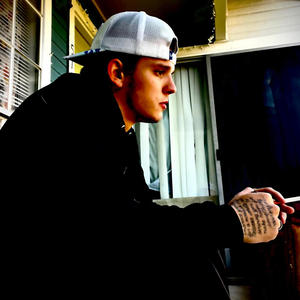 ThtMan-Z737 - Freestyle (feat. Nova Coast) (Explicit)