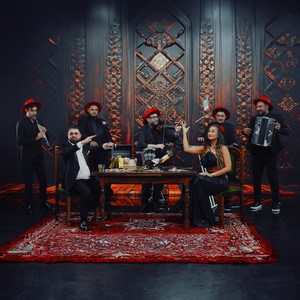 Familie Înstărită