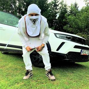 ŚCIANY MAJĄ USZY (feat. Sheder) (Explicit)