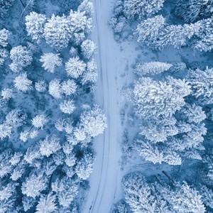 20 Deeply Relaxing Tracks for a Stress-Free Christmas 2018