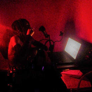 She Calling (feat. Lil King IssI & J EccE) (Explicit)