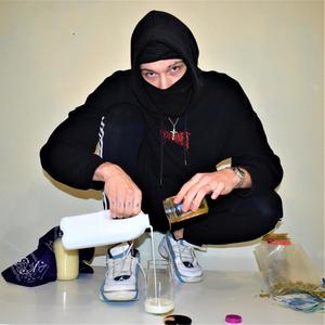 KRAINA MIODU I MLEKA (Explicit)