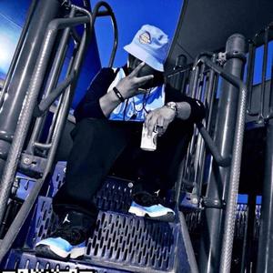 Stay Mobbin (Explicit)