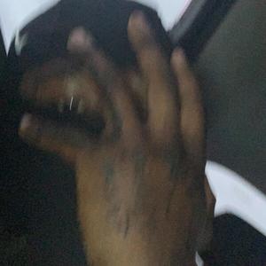 Tell me sum (feat. Fatz5s) (Explicit)