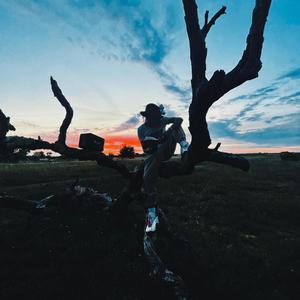 Motion (feat. HBB) (Explicit)