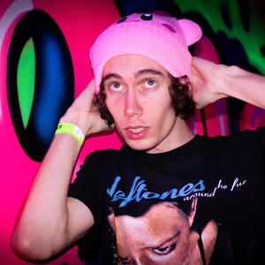 MAGIC! (feat. JustViGi) (Explicit)