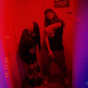 bands up! (Explicit)