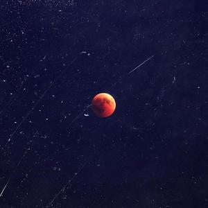 Red Moon