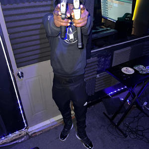 Off The Top (feat. T3 Blatt)