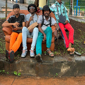 LA DROGUE (feat. Bosla & Simka) (Audio Officiel)