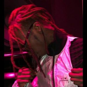 outside trippin (Explicit)