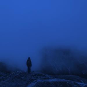 blurry faces empty frames