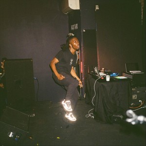 Outside(Peach Lemonade)[feat. Oluwaa] (Explicit)