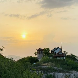 我的家乡叫峨峪 (伴奏)