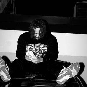 Night (feat. Lil three) (Explicit)