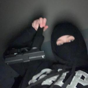 On Go (feat. Lawsy) (Explicit)