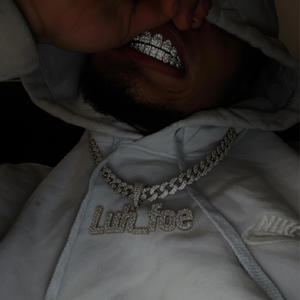 Keep it real (feat. ZbandzOngo) (Explicit)