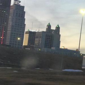 333. hãy cho anh chịu đau khổ thay em (Explicit)