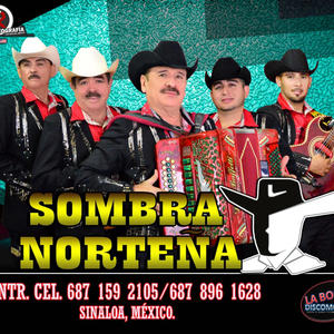 Sombra Norteña Con Banda Libertad