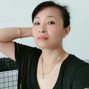 给我多一秒拥抱