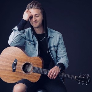 Habit Ana Nekber Maak