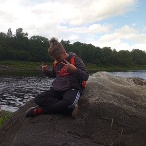 rivière(feat. keesa) (Explicit)