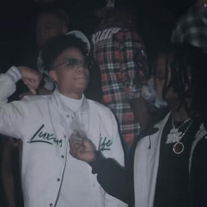 Blowing up (feat. D-raww) (Explicit)