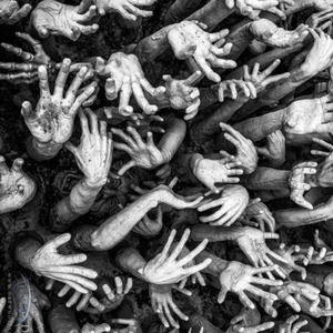 Reach Out (feat. Kaahli & M3M0) (Explicit)