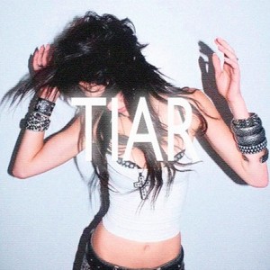 Tiar