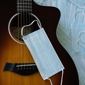 Golden Thread (feat. Joe Rudd, Chris Smith, Thom Kinney, Anne Marie Letko & Julie Cooper)