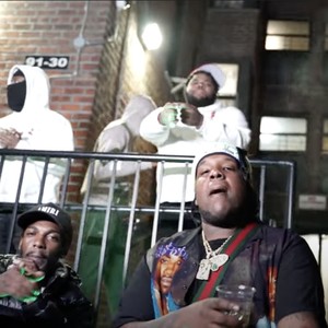 Skippin tha Town (feat. Yung Yosh & Big Gltaow) (Explicit)