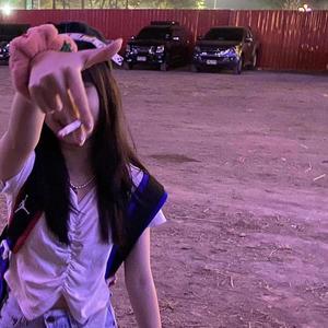 หลอกกัน (feat. YUNGMEW & N4CK) (Explicit)