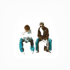 magazines and baggy jeans (feat. TDAY) (Explicit)