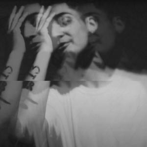 13 (Middle Fingers Up) (feat. Julisa) (Radio Edit)