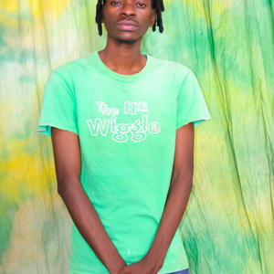 Nipe Kidogo (feat. Davice)