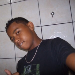 A Chuva Cai lá Fora