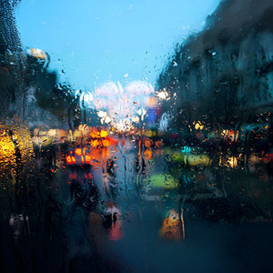 雨落残花