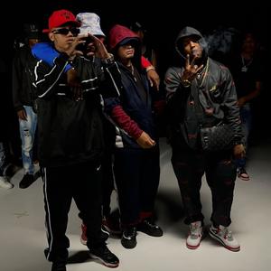 Mas Caro (feat. Licenciado Tenorio) (Explicit)