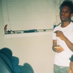 It depends (feat. lil dell) (Explicit)