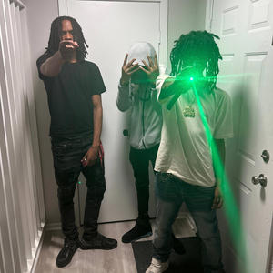 Brazy story (feat. Skoomzay) (Explicit)